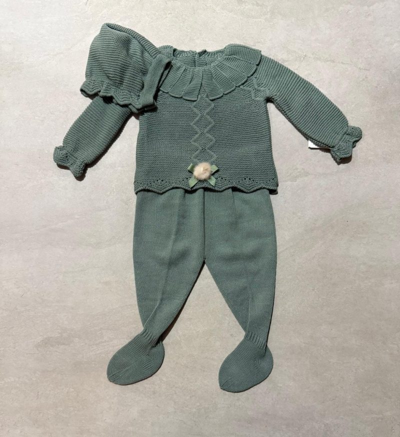 TRAJE 3P CANESÚ CON CAPOTA CUELLO DE PUNTO MARCA MAC ILUSIÓN - Imagen 2